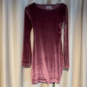 Pink/rose velvet bodycon dress